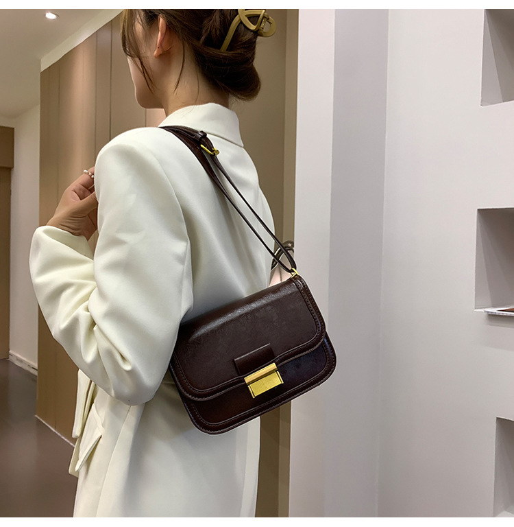 Retro Contrast Color Lock One-shoulder Small Square Bag Wholesale Nihaojewelry display picture 7