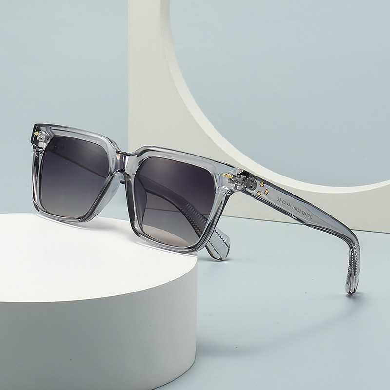 Nouvelles lunettes de soleil carrées papillon pour hommes, défilé de mode européen et américain, lunettes de soleil à la mode, lunettes de soleil transfrontalières 3407_voghion.com