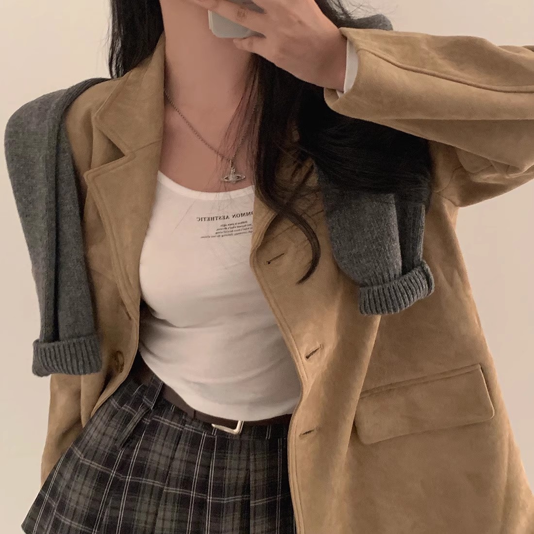 Koreaanse chique blazer – Frans vintage enkelrijs jasje voor dames (oversized pasvorm, middellange lengte, imitatiesuède met zakken)_voghion.com