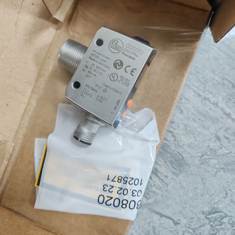 精确检测小部件 激光镜面反射光电开关 O5P700 优势供应