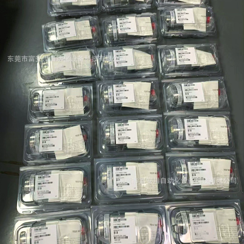 MKS Новый оригинальный вакуумметр 0190-76280 в наличии, доступен для переговоров.