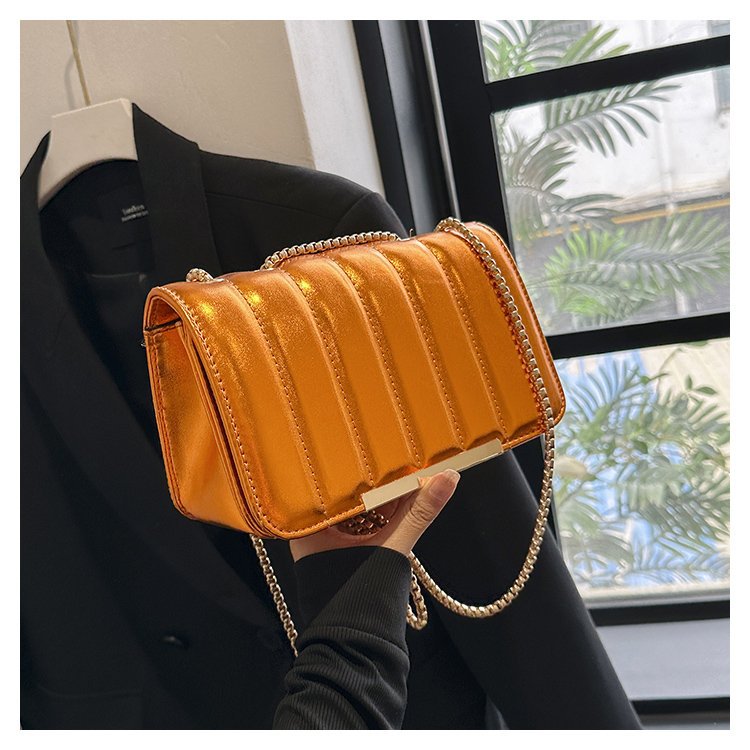 Bolso de cadena de color Macaron urbano simple pequeño bolso cuadrado brillante hebilla magnética bolso de hombro bolso de textura de diseño de nicho