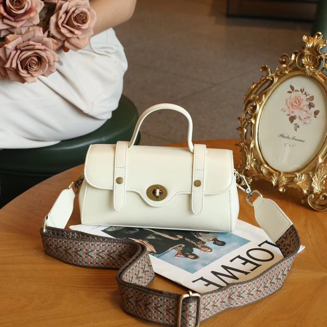 Summer Trendy Genuine Leather Small Bag For Women, Baguette Bag, Versatile Casual Textured Vegetable-Tanned Top Grain Cowhide Crossbody Bag - Thumbnail 6