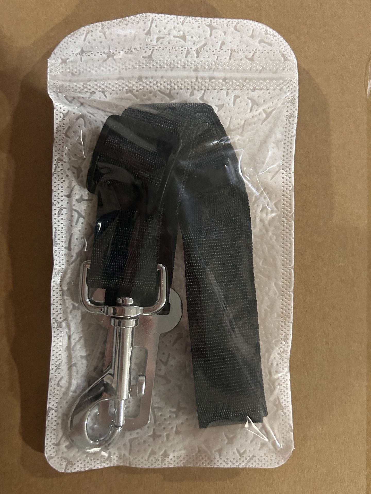 Multifuncional cinturón de seguridad de coche cuerda de tracción un enchufe una hebilla multi-cabeza fuerte durable mascota gato perro suministros