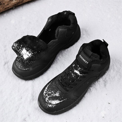 Winter men's high-top thick-soled snow boots large size casual sports men's shoes with lined and thickened warm cotton shoes