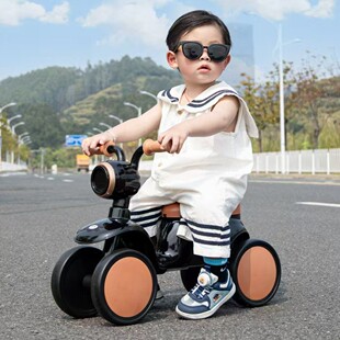Children's Scooter Four-Wheel Balance Car for 1-3 Year Old Boys and Girls, with Lights, Safe and Silent