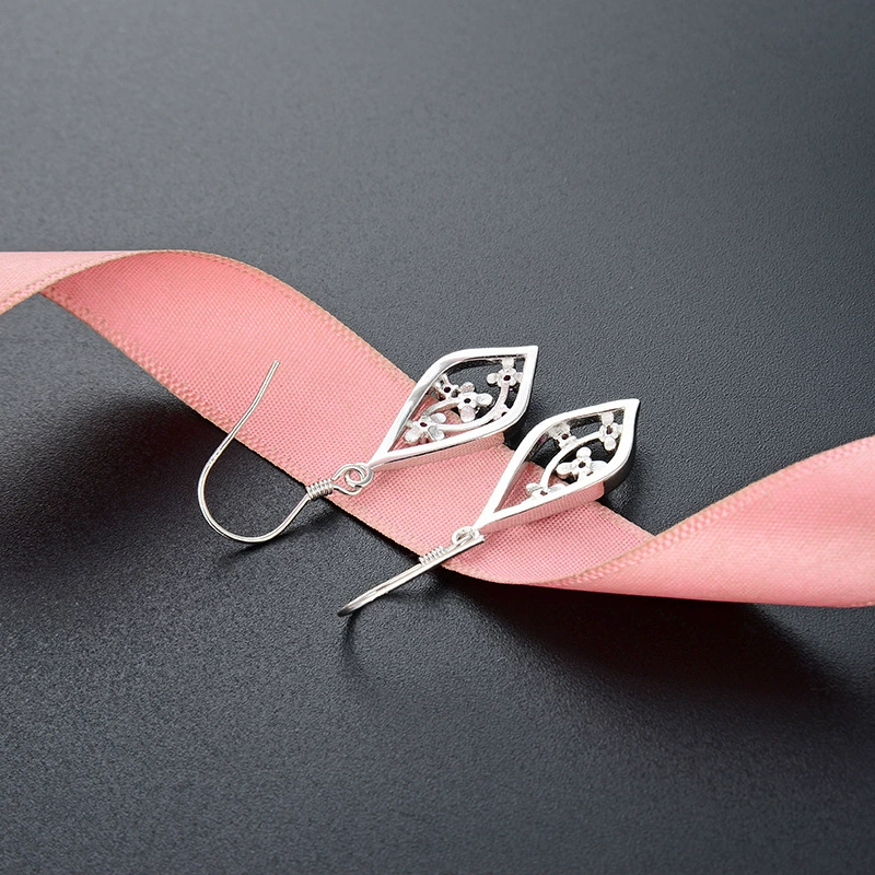 Стильные серьги, маленький дизайн из zirconium