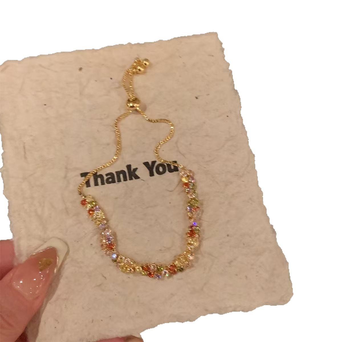 Pulsera de giro cruzado de circón de color, pulsera de lujo ligero para mujer, nueva moda de nicho, joyería de todo fósforo para viajeros