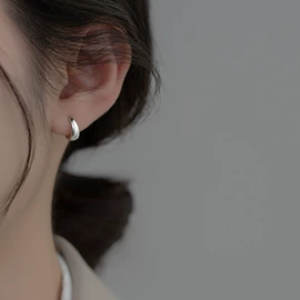 耳钉;戒指;项链