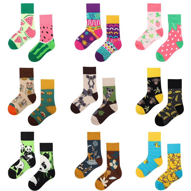 Original children's fashion socks AB asymmetrical color cartoon mid-length autumn and winter candy cute cotton socks for boys and girls