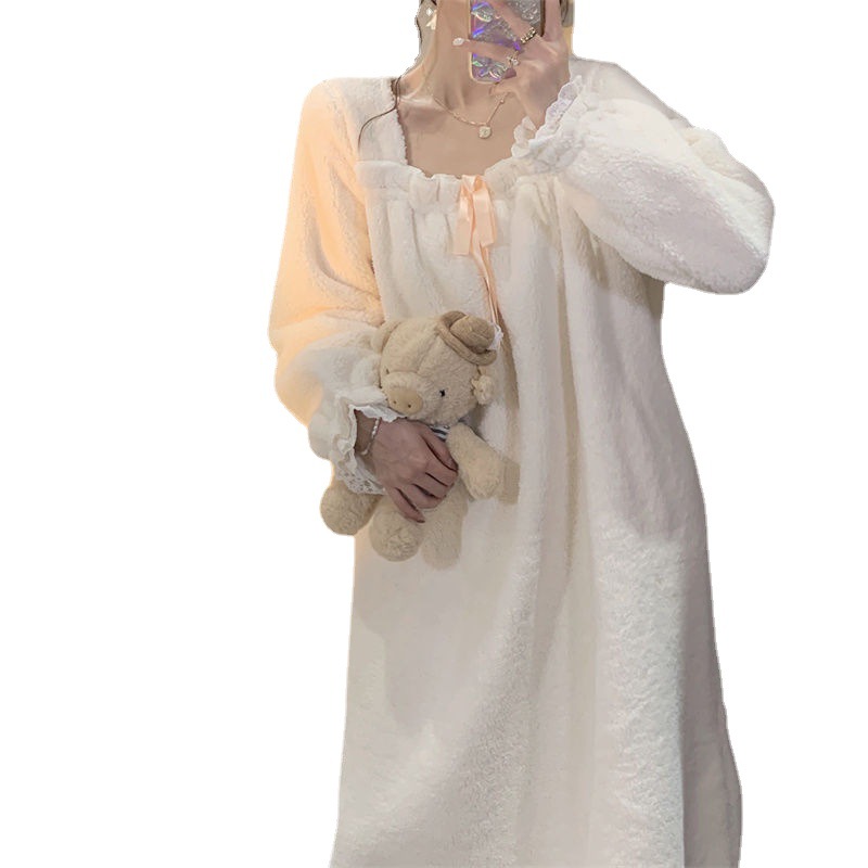 Dulce franela princesa estilo pijamas camisón de las mujeres vestido de longitud media lindo estilo coreano suelto de lana de coral cálido homewear