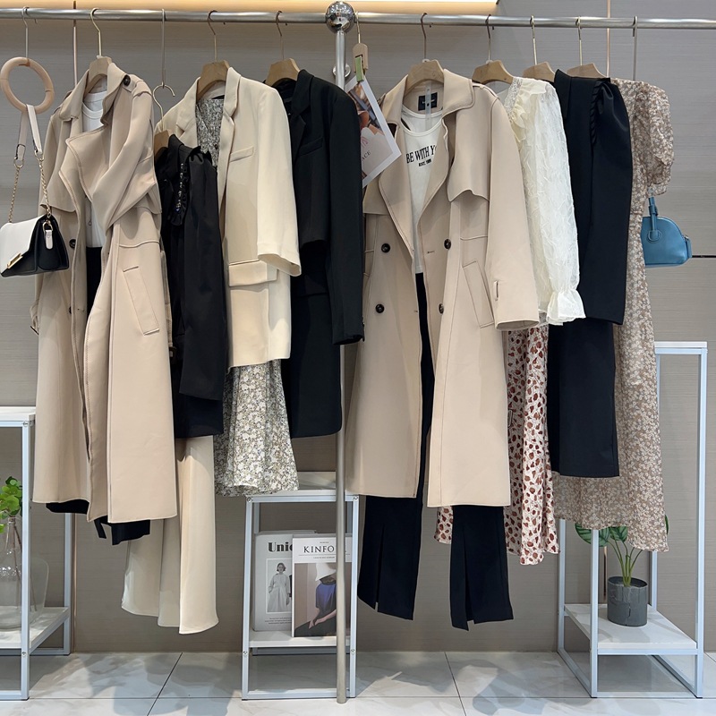 광저우 13 라인 브랜드 할인 여성 의류 도매 라이브 방송 엔티티 1 차 공급 인출 캐비닛 도매 가공