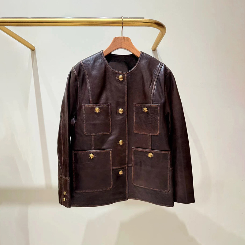 法单小众 2025秋冬老钱风复古质感羊皮革圆领宽松多口袋外套25902