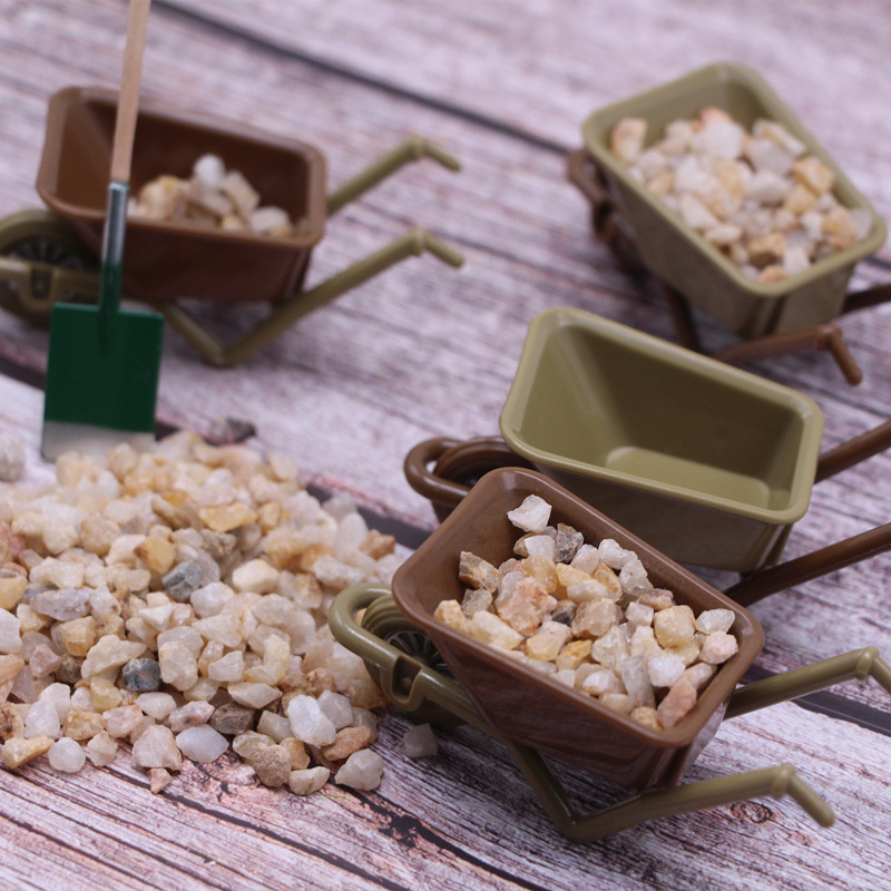 Dollhouse mini plástico simulación carro miniatura granja herramienta modelo Bolsillo pequeño remolque