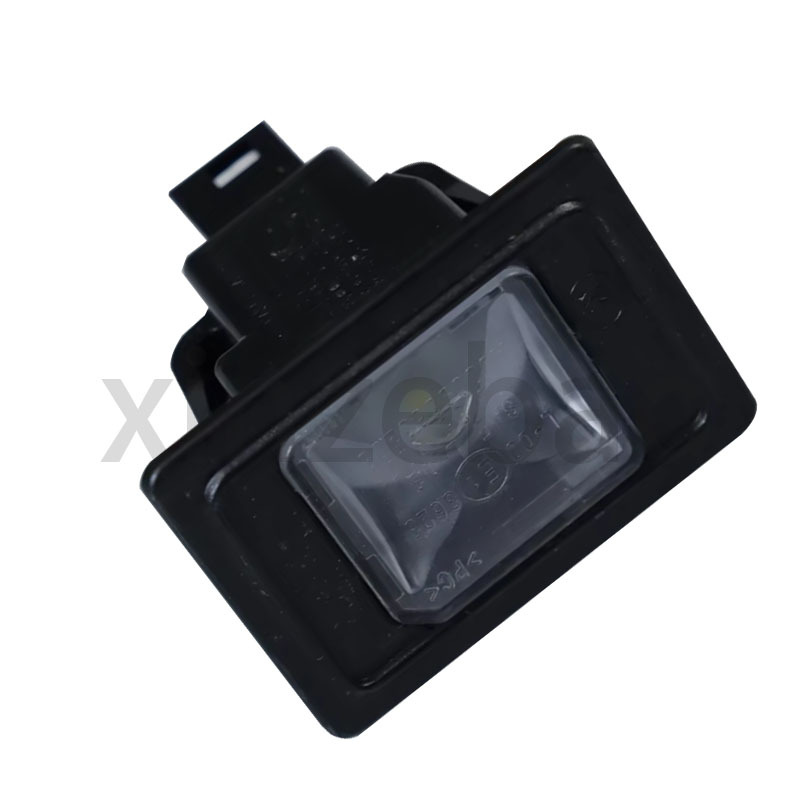 0009063208 0009062903 0999061504 Is Suitable for Mercedes-Benz A-Class and C-Class Rear License Plate Light