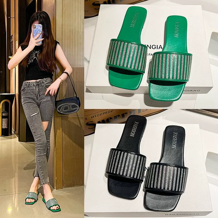 2024 Весна и лето Новые Модные женские сандалии на плоской подошве Женская верхняя одежда модные полосатые встраивания простые Тапочки женские