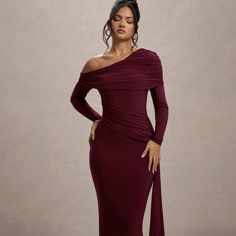 European and American Fashion Dress New Style Slant Collar Long-Sleeved Dress Fashionable Elegant Sexy Tight Pleated High-Waisted Long Skirt European and American Fashion Dress New Style Slant Collar Long-Sleeved Dress Fashionable Elegant Sexy Tight Pleated High-Waisted Long Skirt