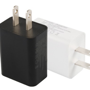 M3 5V1A非标 美规手机充电器