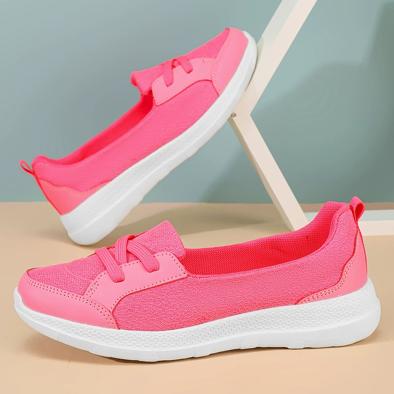 2024 новые женские туфли осенние старые пекинские туфли из ткани на низком каблуке, легкий стул, мягкая подошва мама, легкие туфли