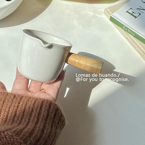OCHO VENADO Mini Handle Small Milk Pitcher Milk Can Western Cuisine Sauce Bowl Milk Cup Condiment Plate Coffee Accessories