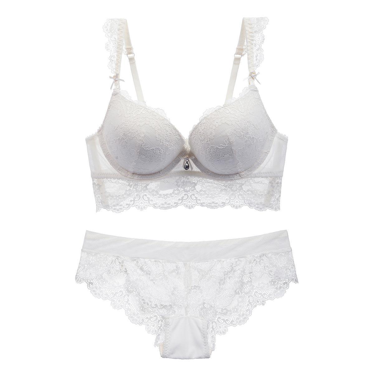 Conjunto de sutiã e calcinha em renda para mulher sexy_voghion.com