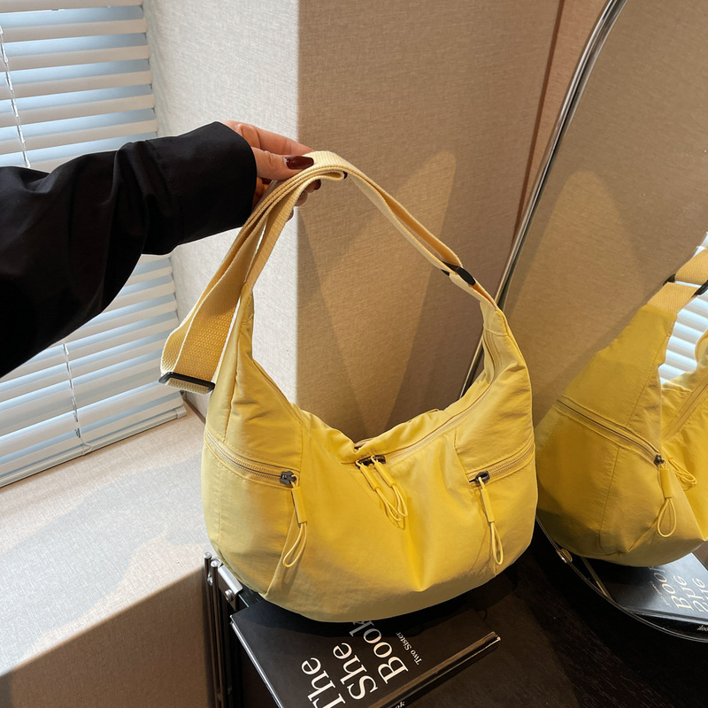 New Men's and Women's Croissant Bag Shoulder Bag Armpit Bag Handbag Women's Fitness Dumpling Crossbody Bag Large Capacity Waterproof New Men's and Women's Croissant Bag Shoulder Bag Armpit Bag Handbag Women's Fitness Dumpling Crossbody Bag Large Capacity Waterproof