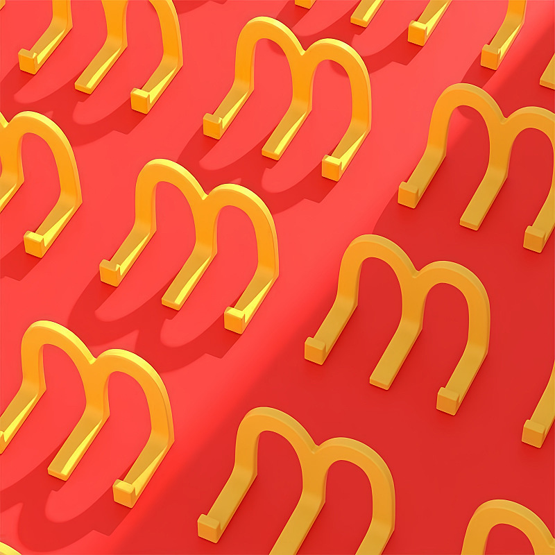 Soporte para teléfono móvil de escritorio McDonald's, pequeños adornos, oficina creativa, marco para teléfono móvil, persecución, espectáculo de persecución, repelente de pájaros colgante