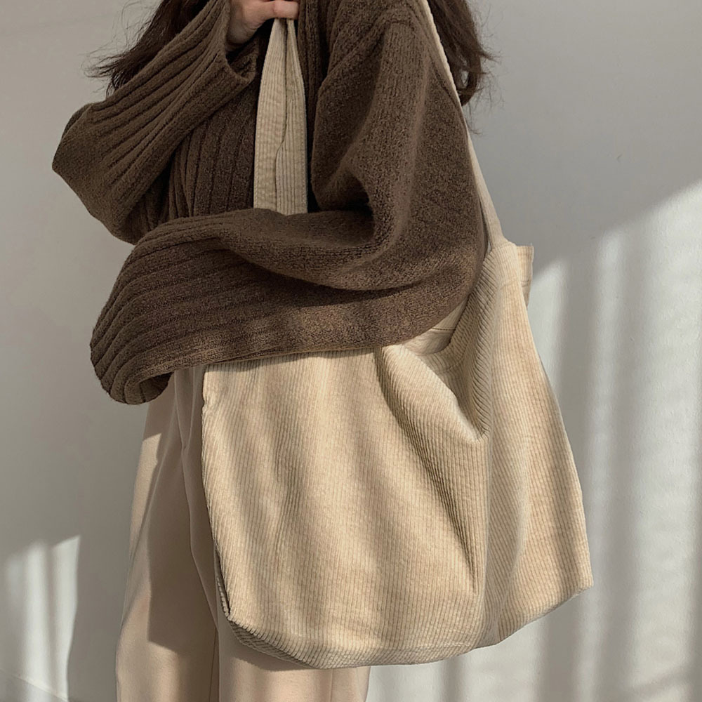 韓国版百合大容量ショッピングバッグカジュアル文芸洗水コーデュロイシンプルなレトロな女性のショルダーバッグ