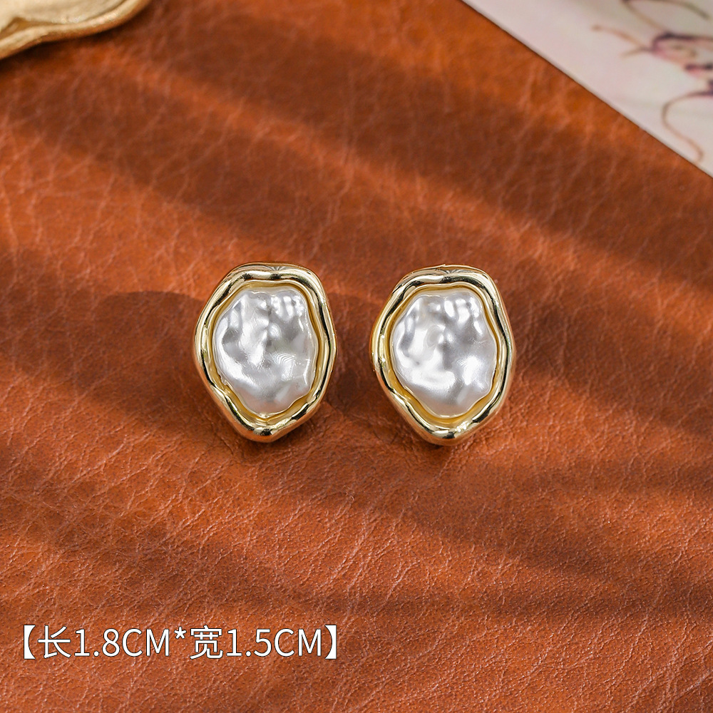 Fashionable earrings, silver 925 sample