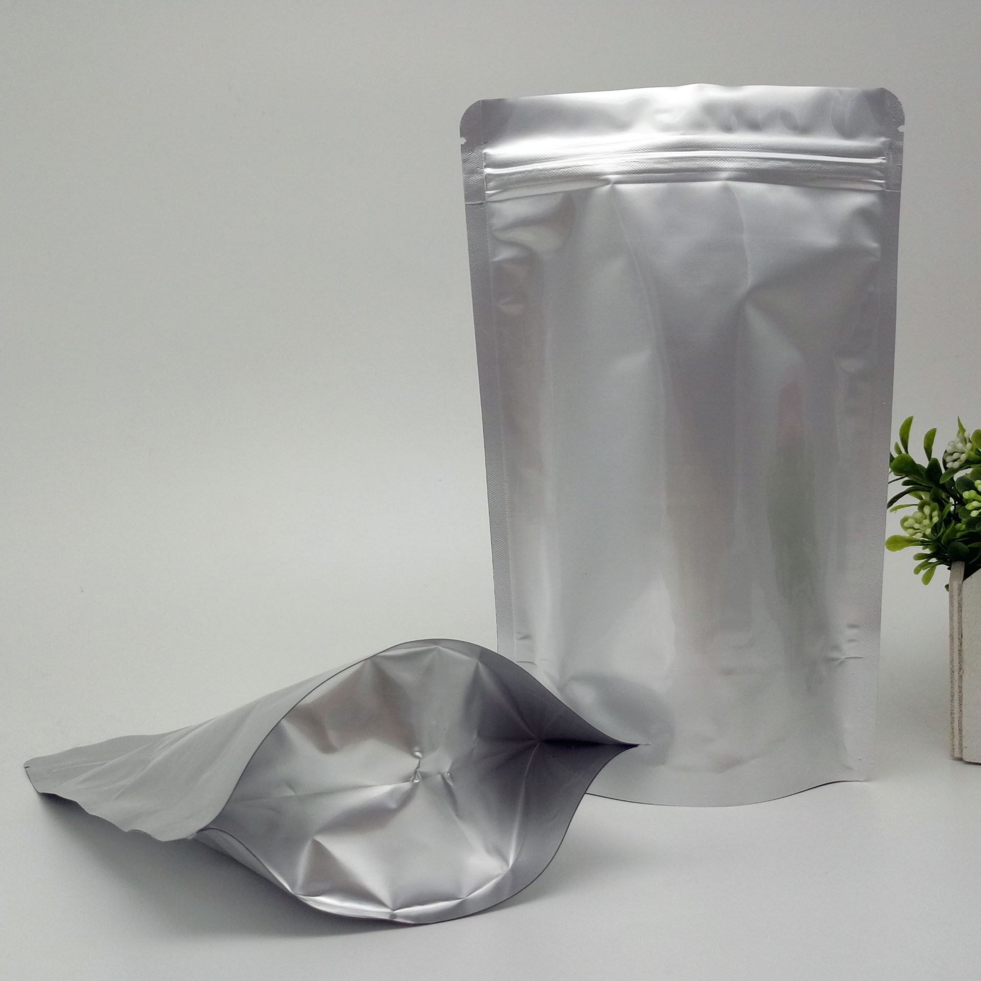 Pure aluminum self-sealing bag, tea sealing bag, blank aluminum foil bag, food powder moisture-proof packaging bag 