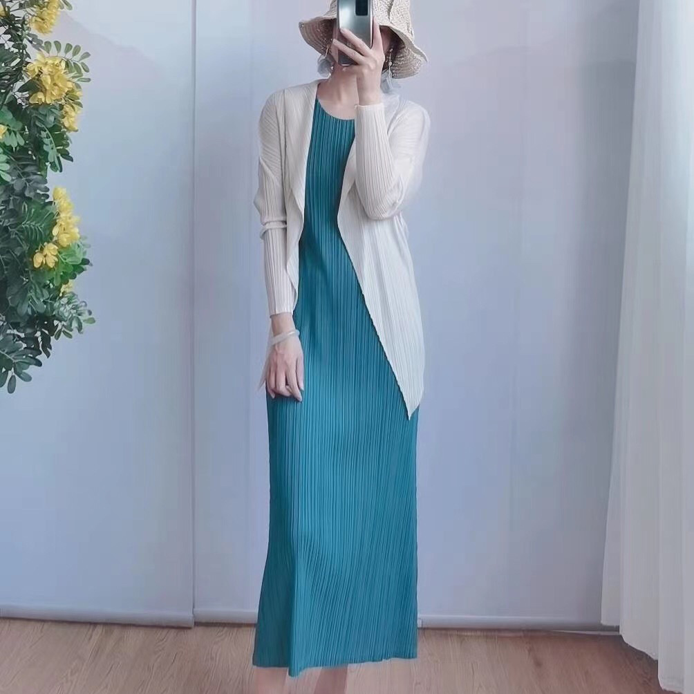 厂家直供高端褶皱秋春款时尚修身风衣外套店主实拍图pleats