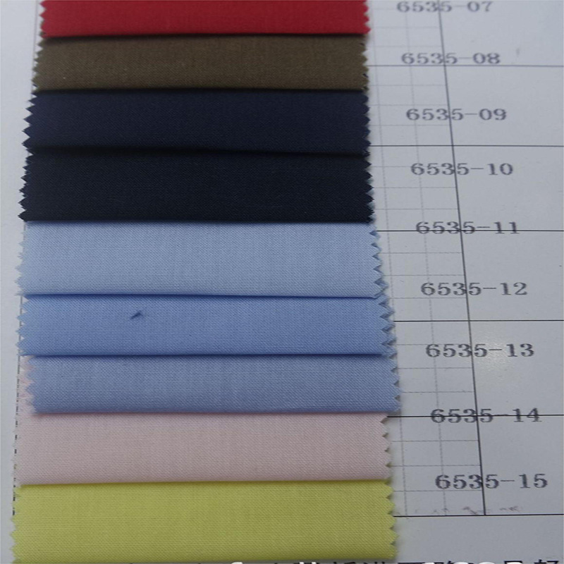 货源地厂家现货批发TC65/35 细斜纹130*70的155g 工装制服衬衫料