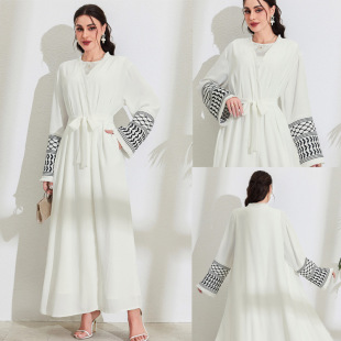 in stock Cross Border Women's Middle East Muslim Clothing Elegant Pocket Cardigan Embroidered Contrast dress Belt Robe