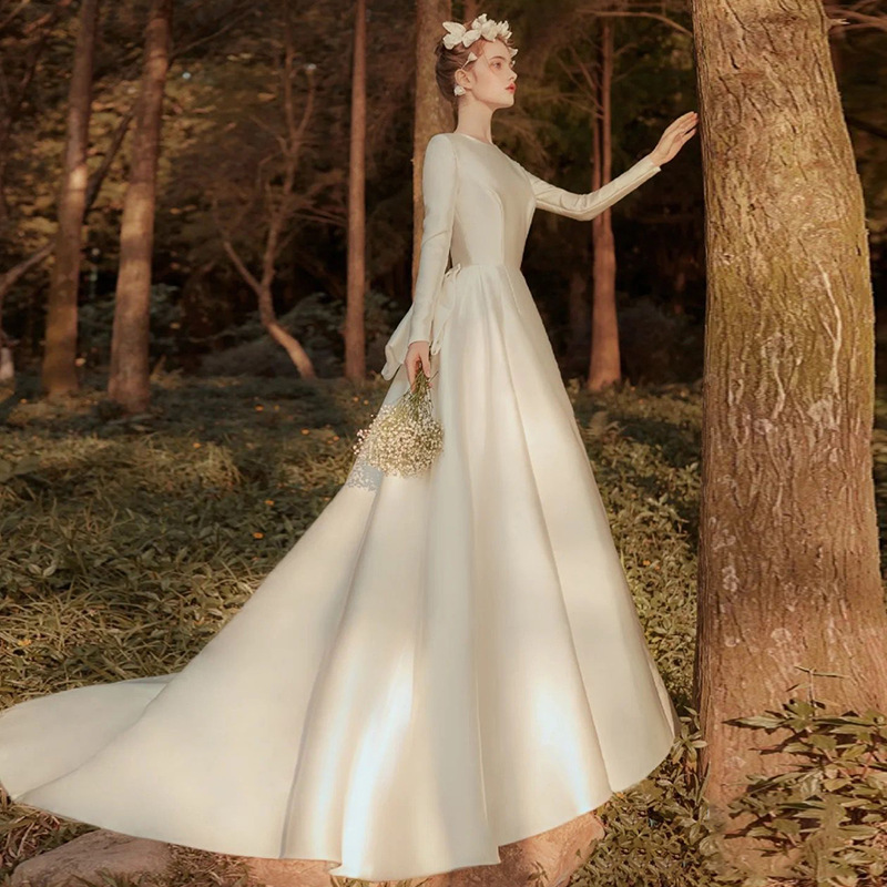 Francés Hepburn vestido de novia blanco trailing vestido de novia simple elegante satén retro textura trailing vestido de noche image 2