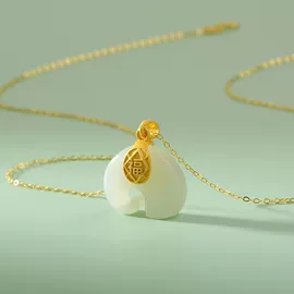 项链;和田玉项饰;戒指