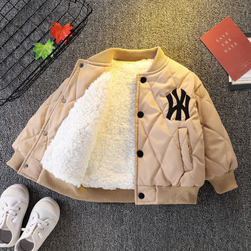 男児の冬服とベルベットのコートの洋気男の赤ちゃんが野球服を厚くして、子供の綿服のジャケットの綿服が代理である|undefined