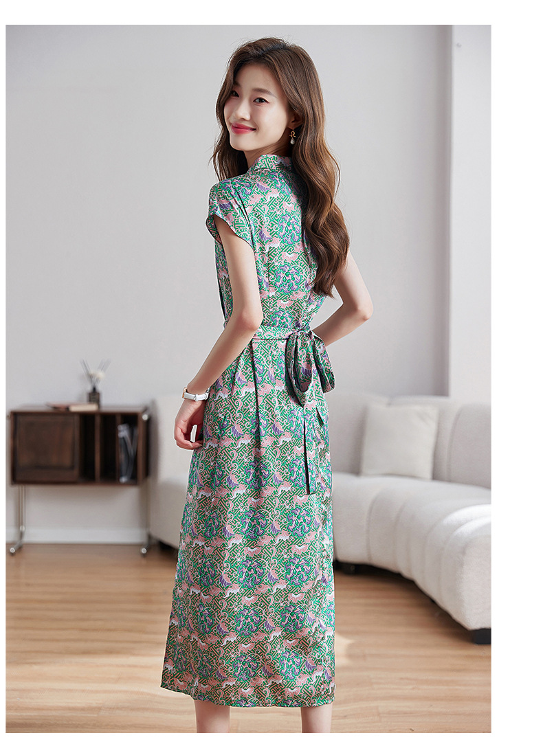Váy maxi hoa nhí xẻ tà thiết kế cổ điển, dáng suông thắt eo — Màu như hình chi tiết 13