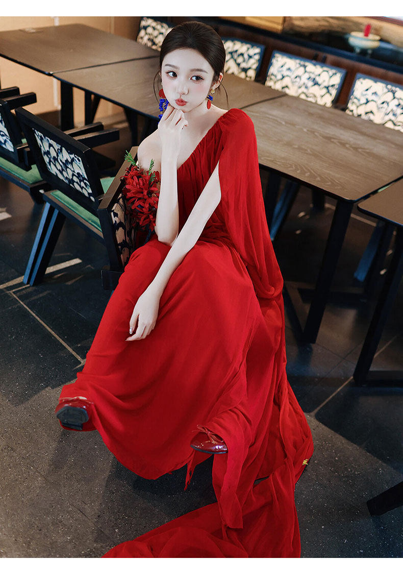 Red One-Shoulder Morning Robe Unique Simple Engagement Evening Gown Elegant Subtly Luxurious Wedding Toast Dress Women's Party Wear_ecoleips.com