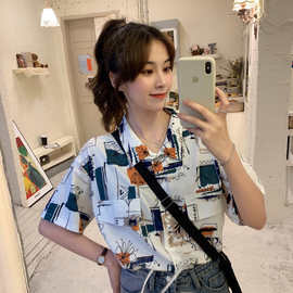 设计感休闲2022短袖衬衫外套女夏法式鬼马港风复古港味印花上衣潮