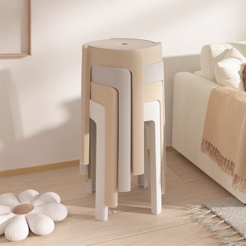 간단하고 참신한 사이클론 플라스틱, 튼튼하고 내구성이 뛰어난 크림 스타일, 다용도 레스토랑 거실, 성인 식탁 의자, 식탁 및 의자