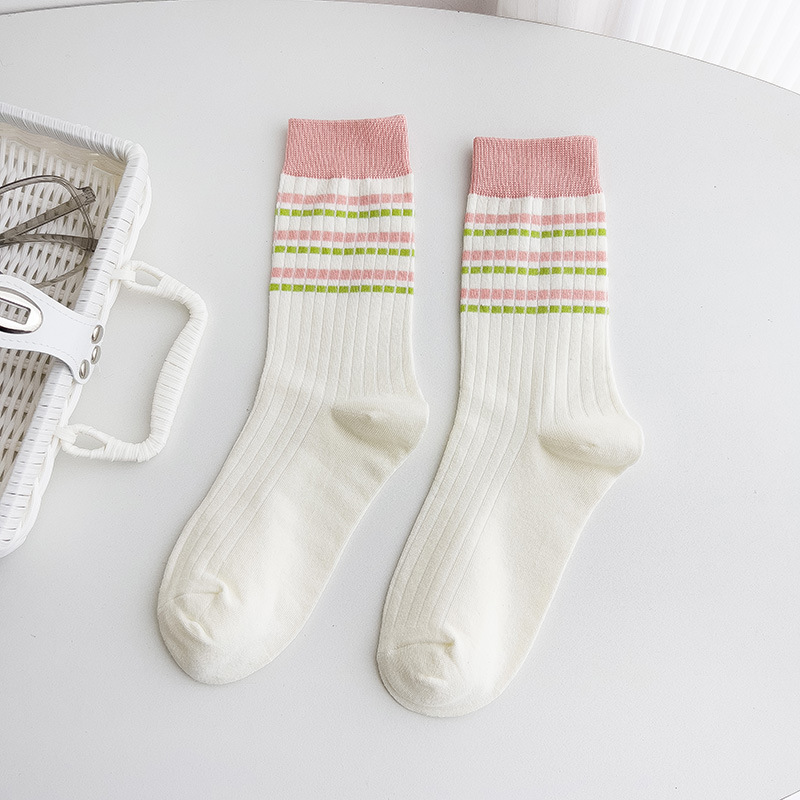 Calcetines de algodón de color puro medias de mujer a media pierna de color japonés a juego medias de mujer a rayas de Moda de Primavera, verano, Otoño e Invierno calcetines al por mayor