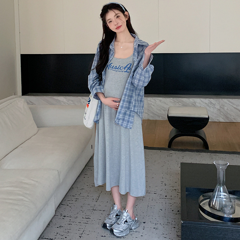 in stock ~ 2025 spring and summer suit Korean fashion loose plaid shirt + gray skirt two...