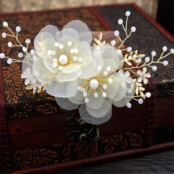 Champagne color complete flower