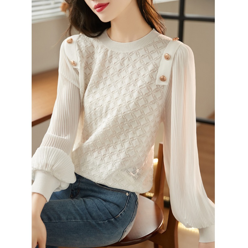 French Style Spring New Top Design Sense European Fashionable Western Style Age-reducing Slimming Sweet Beautiful Knitted Shirt for Women