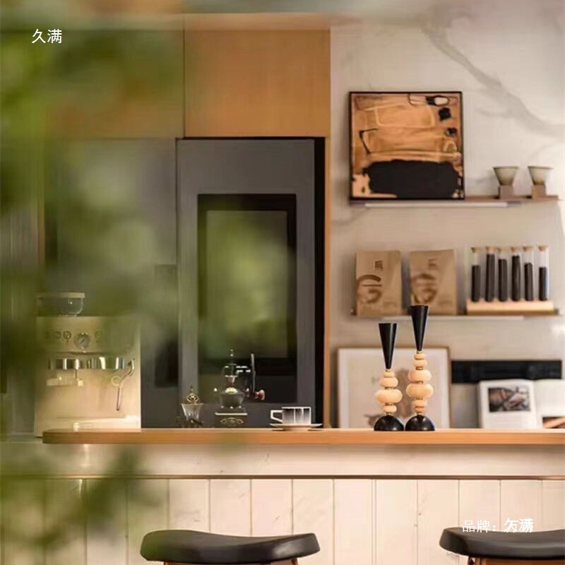Model Room Kitchen Ornaments Combination Design with Soft Furnishings, Dried Fruits, Coffee Beans, Cutting Boards, Decorative Paintings and Accessories Model Room Kitchen Ornaments Combination Design with Soft Furnishings, Dried Fruits, Coffee Beans, Cutting Boards, Decorative Paintings and Accessories