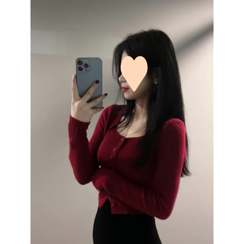 Red long-sleeved knitted cardigan for women in autumn and winter outfits high-end small short square collar French waist top