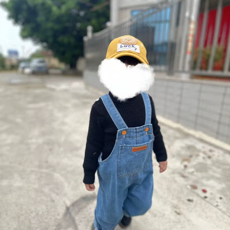 Korean-style girls' overalls, new spring and autumn 2026 collection, loose-fitting denim pants for babies and children, casual long pants for boys, trendy Korean-style girls' overalls, new spring and autumn 2026 collection, loose-fitting denim pants for babies and children, casual long pants for boys, trendy