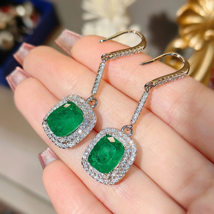 Wholesale simple and generous with cotton emerald ear hook earrings light luxury micro inlaid high carbon diamond green diamond small fragrance style earrings