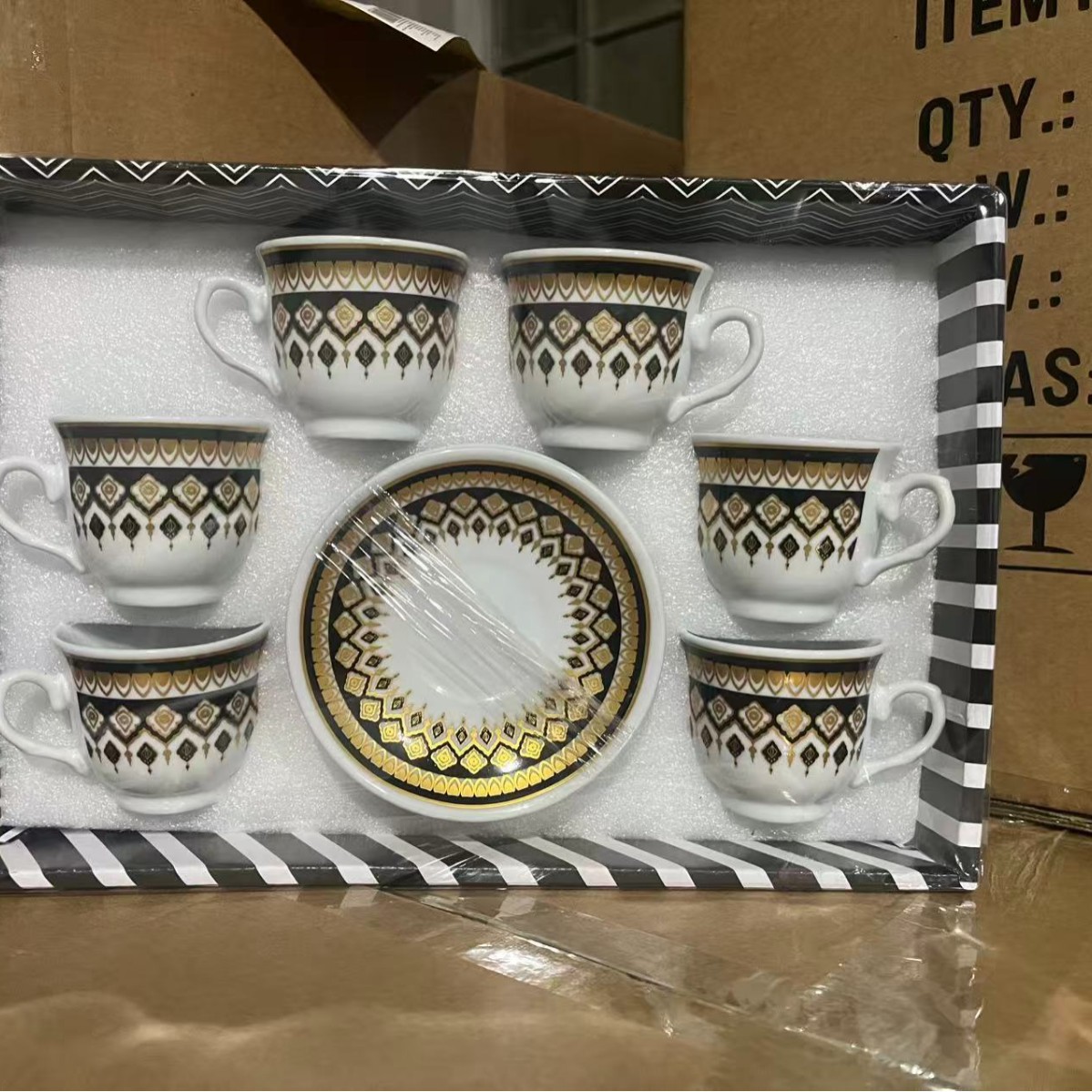 Nuevo conjunto de tazas de café de cerámica europea, tazas de café de estampado transfronterizo, 6 tazas de café de Oriente Medio, 6 platos de café de la tarde