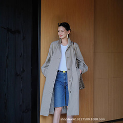 高級カジュアル文芸レトロゆるいトレンチコート女性の中の長さの高級感があります。